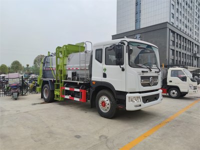 餐廚垃圾車(chē)，收集運(yùn)輸剩飯剩菜泔水垃圾我擔(dān)當(dāng)，干濕分離我本領(lǐng)大